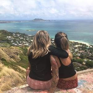 Meet your Posher, Kayla